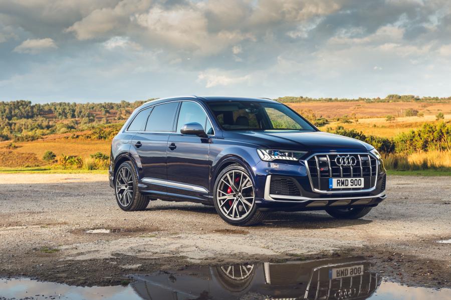  Audi SQ7 TDI (4M) 2019 года  (UK) (фото 1 из 46)
